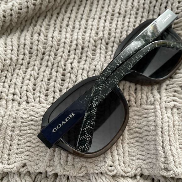 Coach Navy Sand Sunglasses - Picture 4 of 7